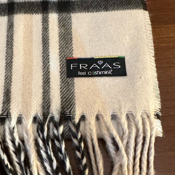 🌟HP🌟Beige Check Plaid Tartan Feel Cashmink  Scarf by FRAAS Made in Germany - Picture 3 of 8